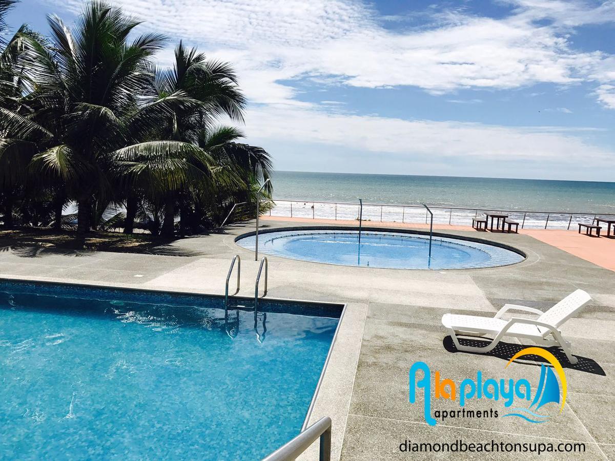 Resort Playa Azul Departamentos Frente Al Mar Tonsupa Exterior foto